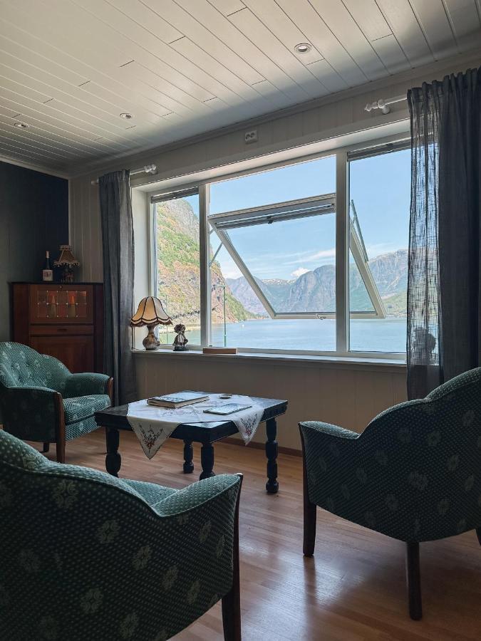 Svingen Guesthouse - Panoramic Fjord Views In Flåm Eksteriør bilde