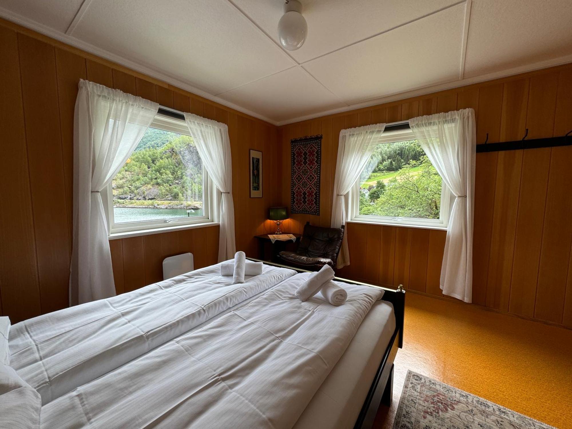 Svingen Guesthouse - Panoramic Fjord Views In Flåm Eksteriør bilde