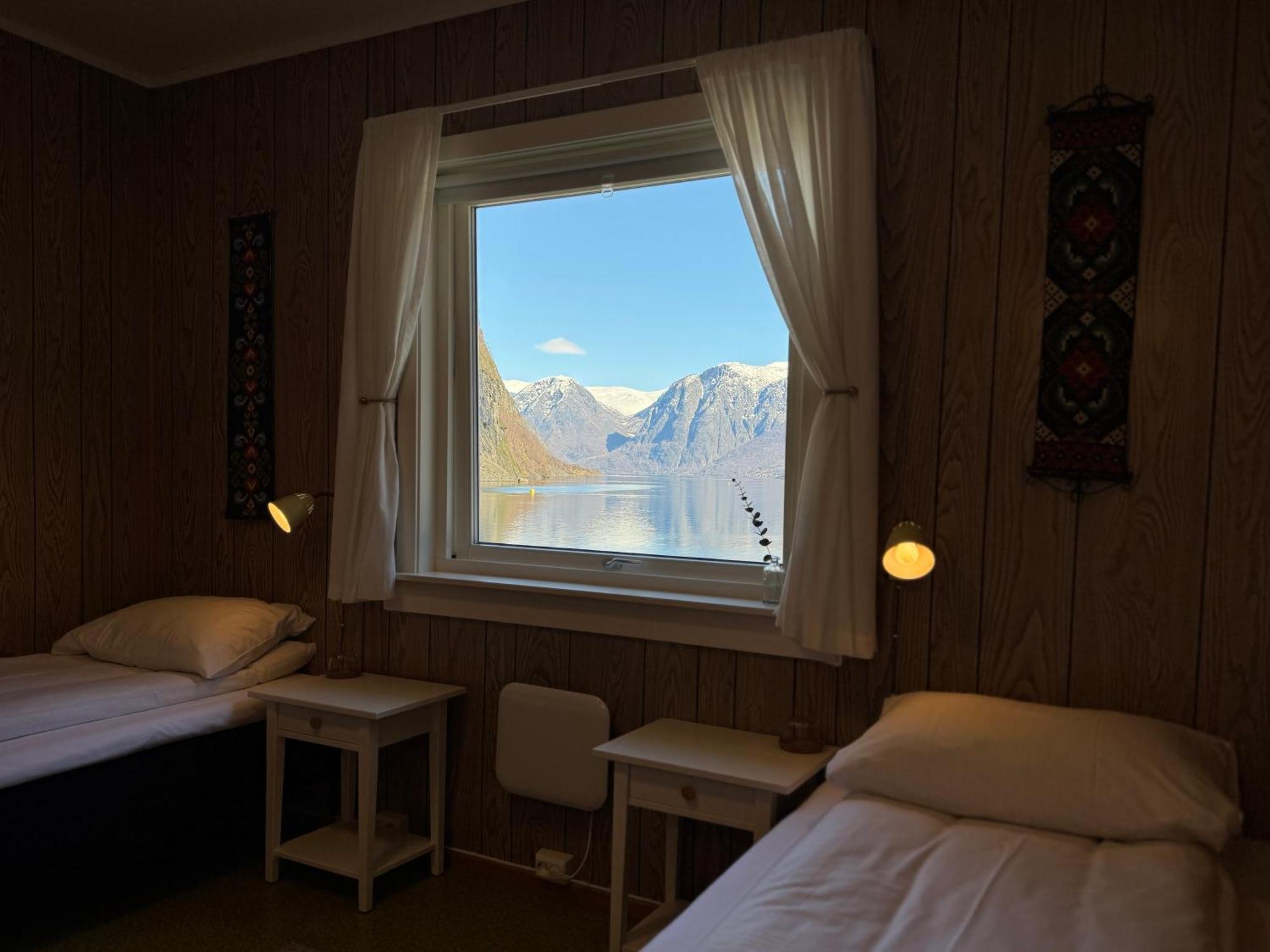 Svingen Guesthouse - Panoramic Fjord Views In Flåm Eksteriør bilde