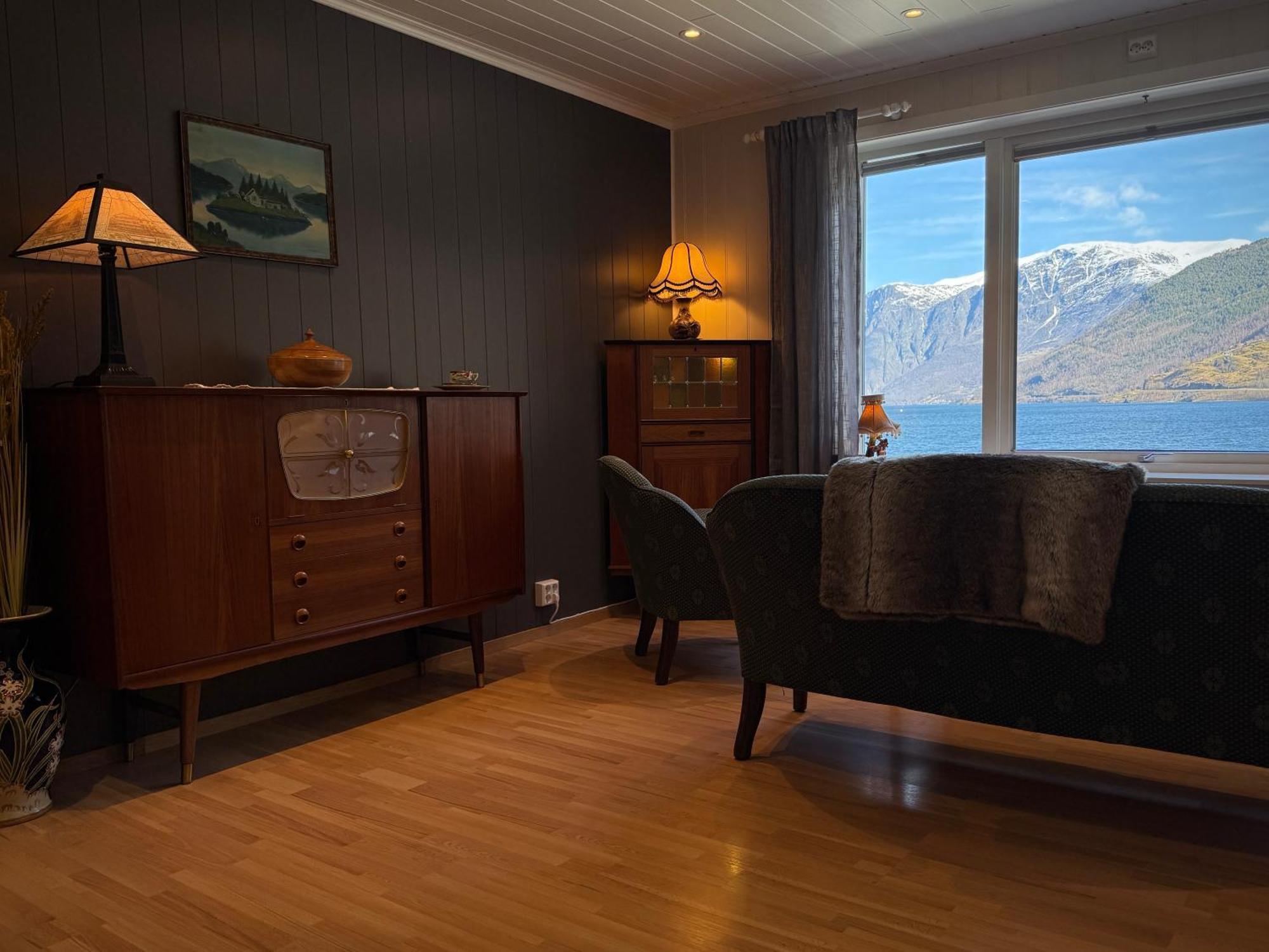 Svingen Guesthouse - Panoramic Fjord Views In Flåm Eksteriør bilde