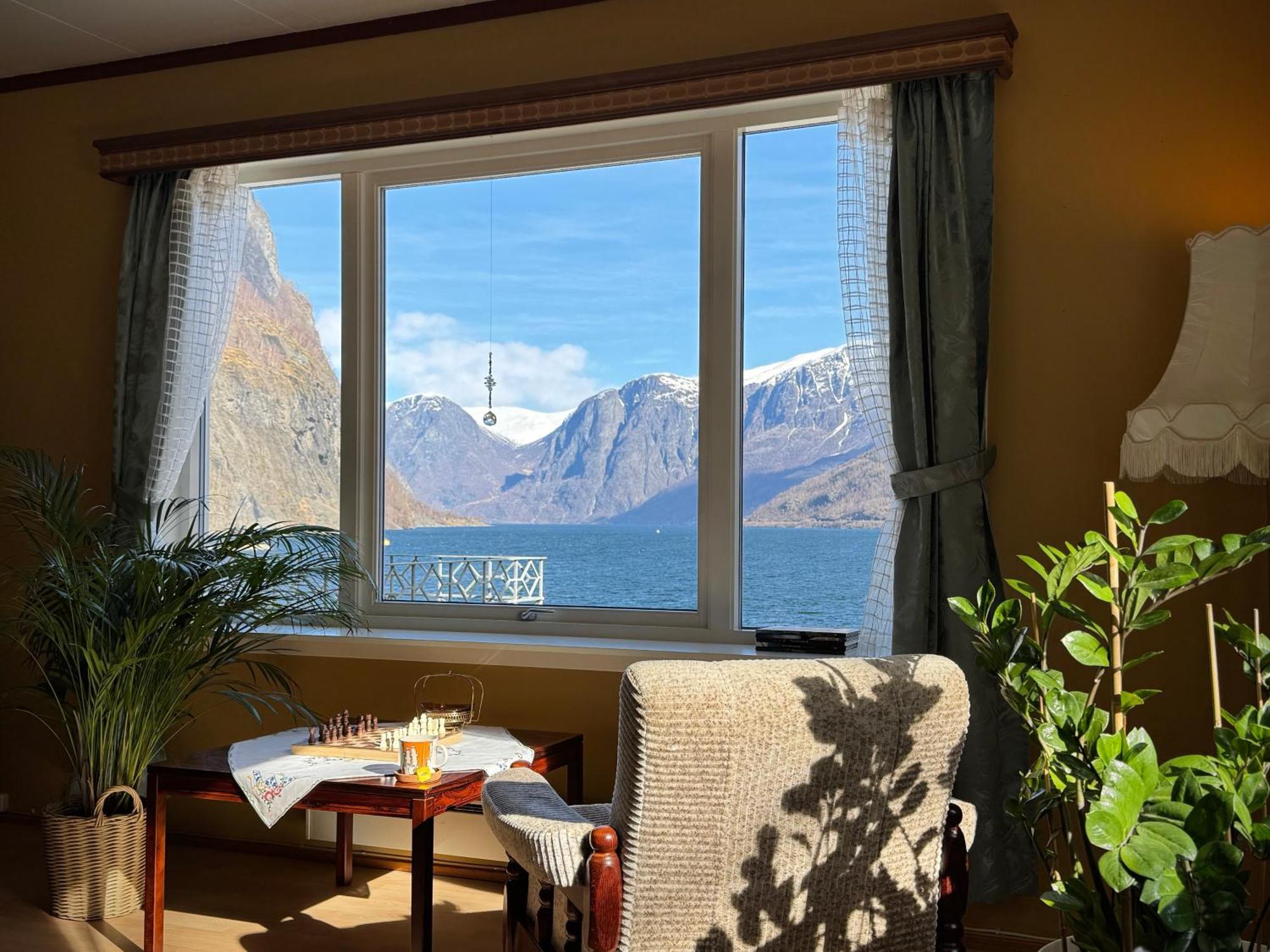 Svingen Guesthouse - Panoramic Fjord Views In Flåm Eksteriør bilde